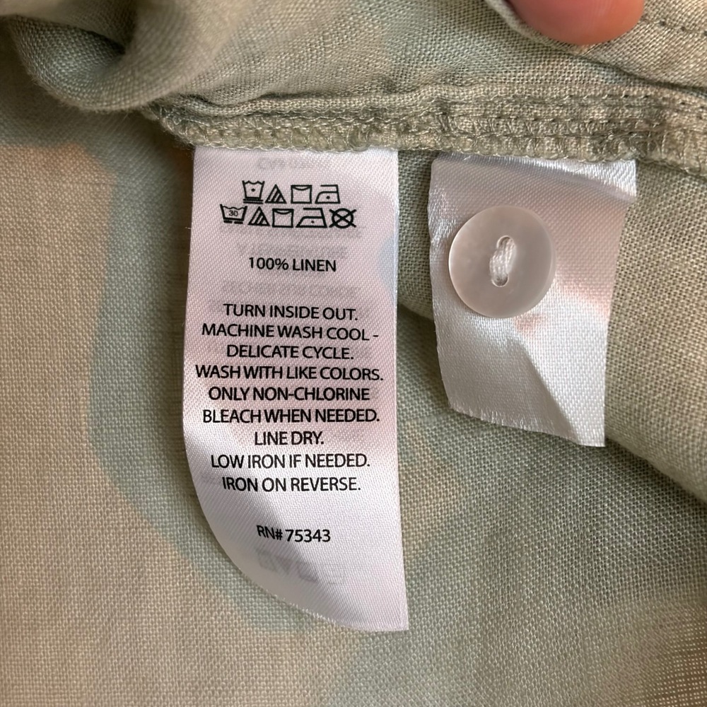 Isaac Mizrahi Womens Linen Roll Tab Relaxed Shirt Green Size M Coastal Summer - Picture 9 of 10